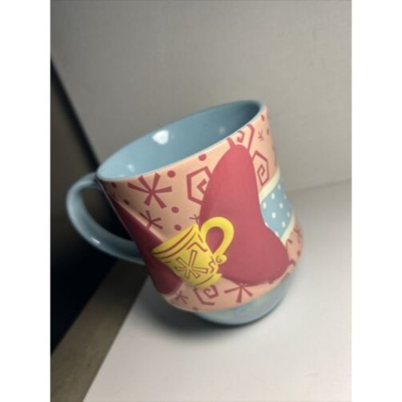 Disney Minnie Mouse The Main Attraction March 2020 Mad Tea Cup Party Mug - Picture 6 of 8